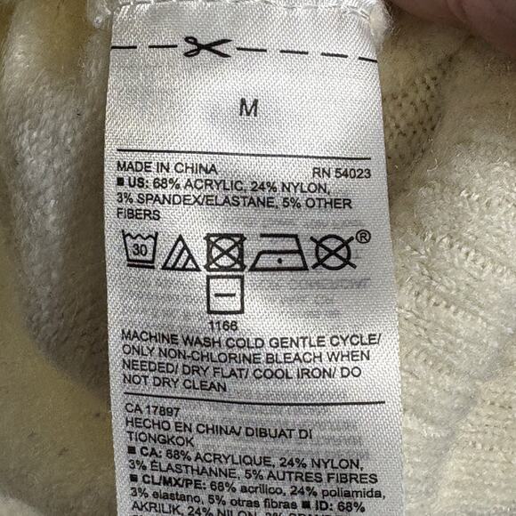 Old Navy Turtleneck Sweater Women's Size Medium Fair Isle Cream Silver Metallic - Picture 5 of 8